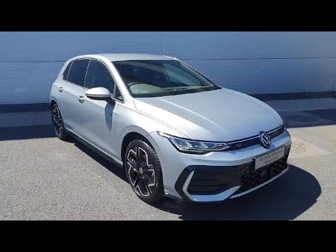 Volkswagen Golf R-line 1.5tsi Mhev 116HP - Image 2