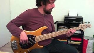 Video thumbnail for Michael Jackson bass lines by Raphael Ferreira