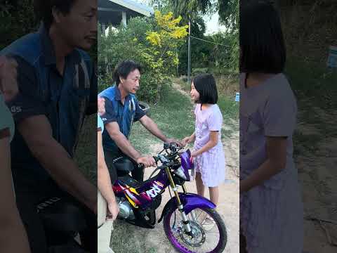 ขับไม่เป็นก็จะแย่ง #funny