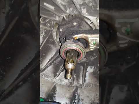 Clutch fork and release bearing #automobile #mechanic #drift #mechaniclife