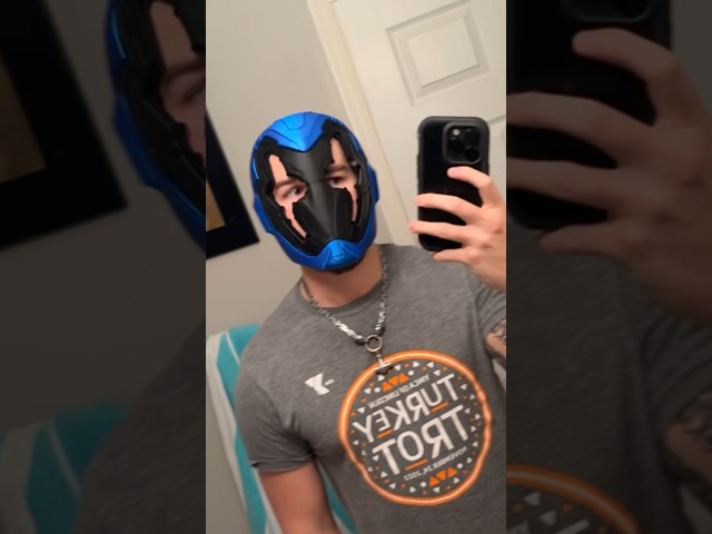 Vídeo relacionado con Casco Cosplay Máscara de Látex Vengadores Halloween Props Azul