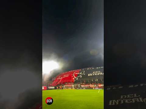 "RECIBIMIENTO DE NEWELL'S ♥️" Barra: La Hinchada Más Popular • Club: Newell's Old Boys • País: Argentina