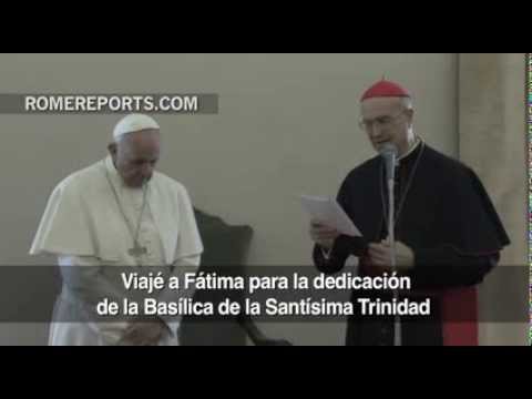 Francisco agradece la tarea del cardenal Bertone