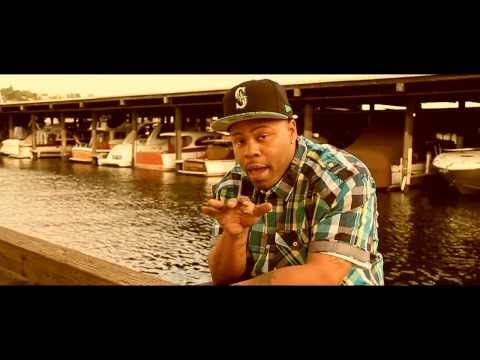 MDOT80 x LiL RUE FT. B-STREETZ "WE BALLIN" (FREE MDOT80) FROM THE ALBUM AIRPORTS AND PASSPORTS