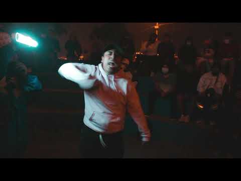 RAPEROS BAILANDO HUAYNO Y DESCALZOS - DEXTER vs MC ( SESIONES HOP RECORDS ) #TrappHouse
