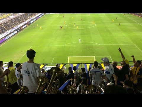 "Al gallinero ya se lo prendimos fuego - Boca Newells 2018" Barra: La 12 • Club: Boca Juniors