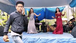 Download lagu Rika Rafika - Tanda cinta Cover ( Kharisma Ft Fitri ) mp3