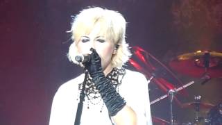The Cranberries - Fire and Soul (live Zénith Orléans 11 novembre 2012)