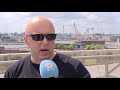 In de documentaire wordt gezocht naar een bemanningslid en een deel van de cockpit van een Britse...