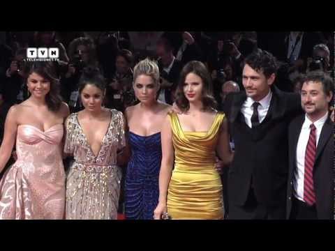 Festival di Venezia 69 - Selena Gomez, James Franco e il cast di Bellocchio sul red carpet