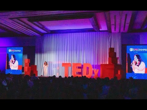 ¿Por qué sufrimos tanto por amor? | Dra. Jennifer Florez | TEDxParqueLaLoma