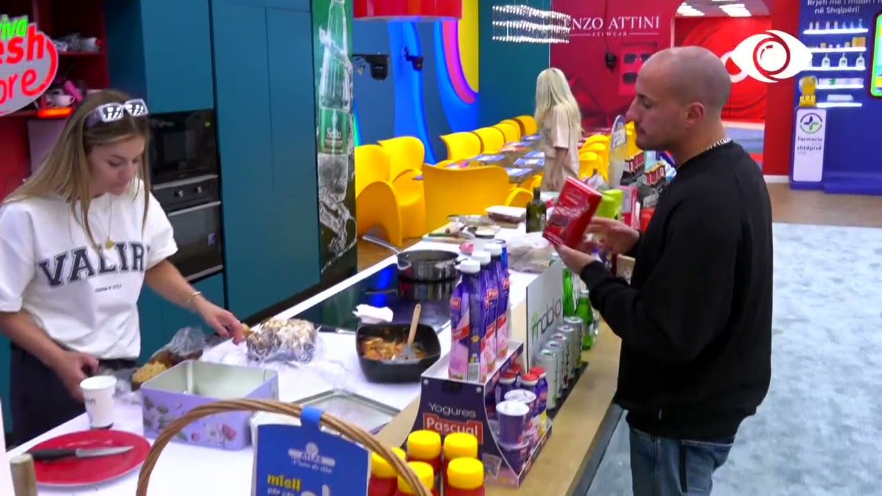 Pëllumbat e paqes/ Luizi batuta me Dean, Nitën dhe Kristin