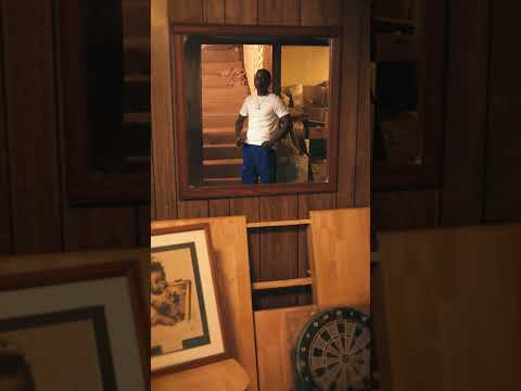 Taylor J - War Wit Da Mirror (Official Video)