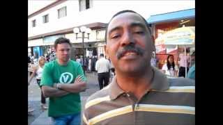 Amauri Brito faz sua apresentação na Batista de Carvalho