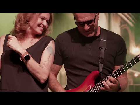 Abrakazabra- Private Dancer, Get Back, Hot legs. ( Tina Turner Emlékkoncert )