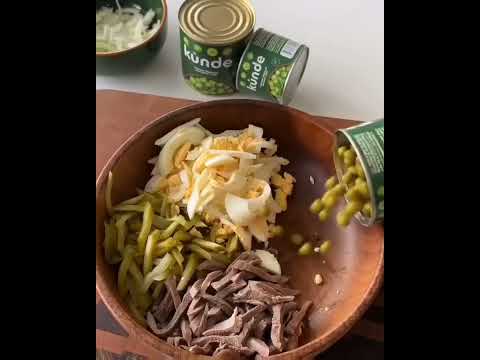 Салат с говяжьим языком.