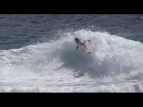 Roxy pro 2011 heat -  Laura Enever x Tyler Wright