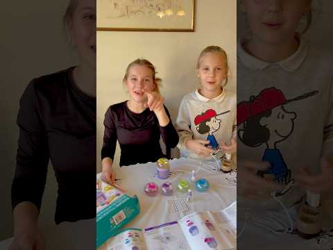 Kad MAMA kod kuće, a ti uređuješ nokte