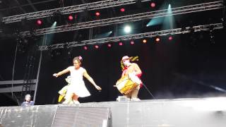Fête de Wallonie 2015 MONS - Les Déménageurs : le tam tam ou mon ventre