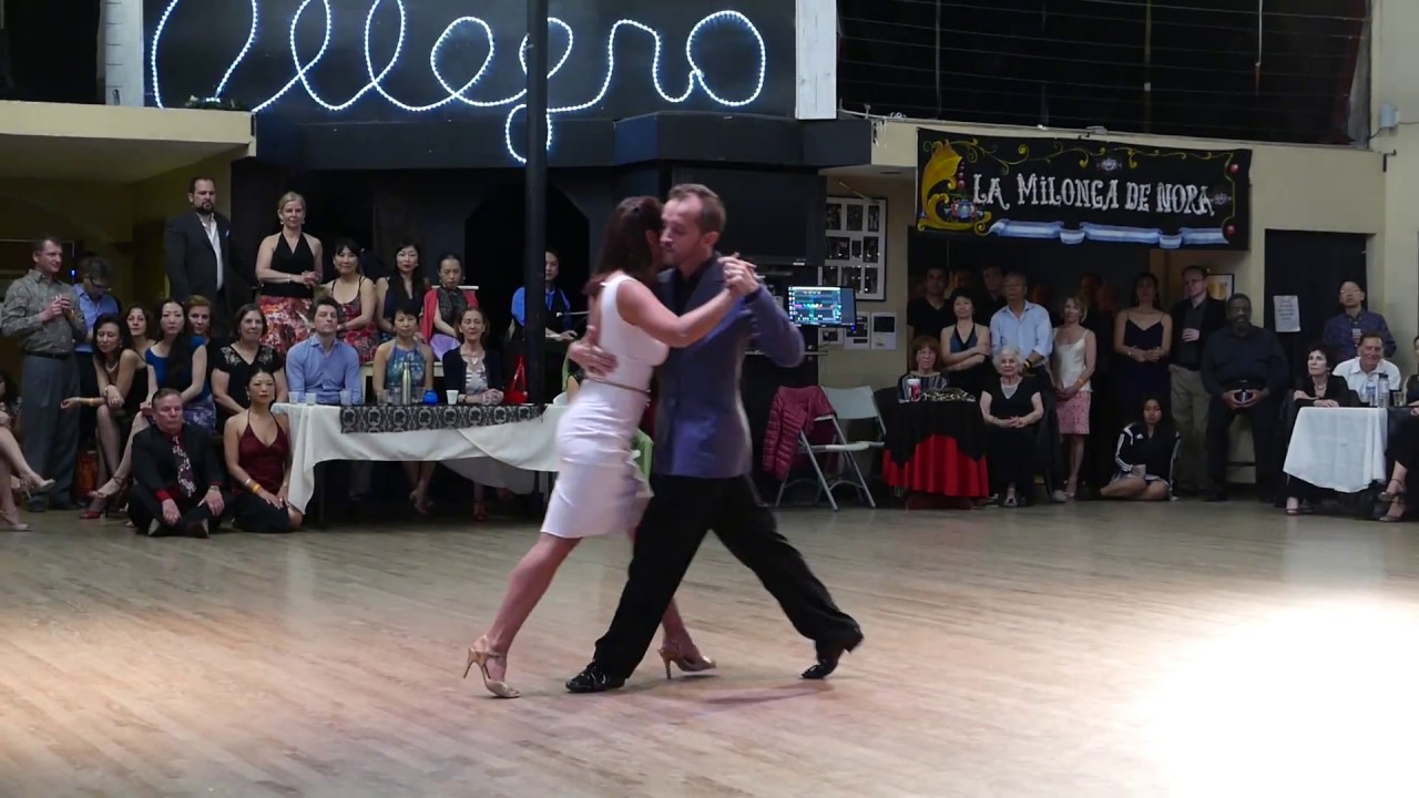 Guillermo Cerneaz & Gaby Mataloni - Tango Demo @ Milonga De Nora 2017 April 8