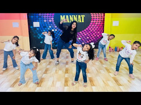 Abhi to party shuru hue hai | Blue hai pani | Kids dance | present by Mannat dance academy