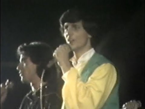 GEN ROSSO CONCERT | SOMEONE LETS THE SUNRISE | VERONA (1982)