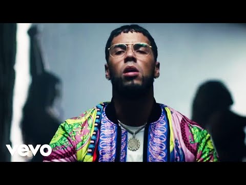 Video Ella Quiere Beber (Remix) de Anuel AA romeo-santos