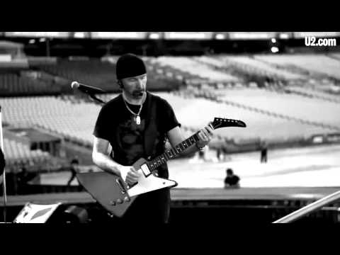 U2.COM : Edge soundchecks in Sydney