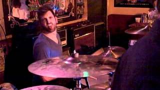 Thriving Ivory: &quot;Run&quot; @ Dan&#39;s Bar 11/17/10