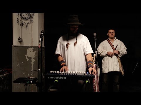 SUBCARPAŢI & Surorile Osoianu - Colind / Limba Română (sesiune live)