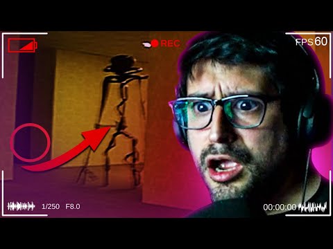 I WENT INTO A BACKROOM AND I CAN'T GET OUT... - INSIDE THE BACKROOM Holyfuuu's Corner