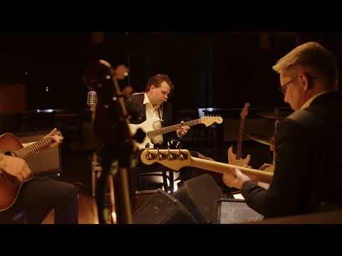 Muisto vain jää - The Lights