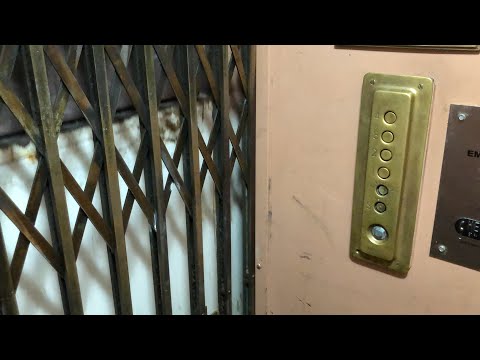 Wheeler Traction Elevator @ 1335 W. Birchwood - Chicago, IL.