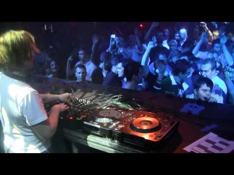 Luminosity Before the Energy 2011 - Super8 & Tab plays Amsterdam