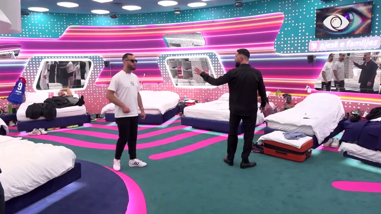 Je xheloze/ Edisa i drejtohet Brikenës