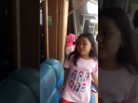 Ara  menyanyi  pagiku  cerahku