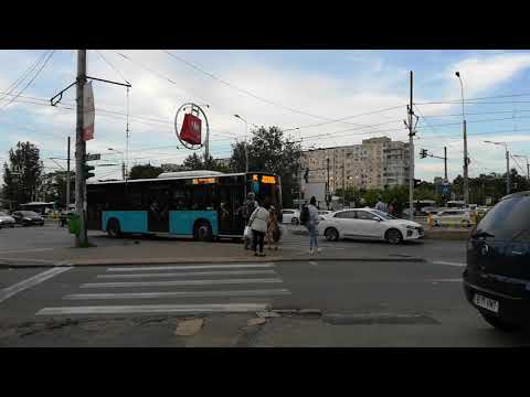 Autobuzul Otokar Kent C12 in zona Auchan Drumul Taberei pe linia 105.