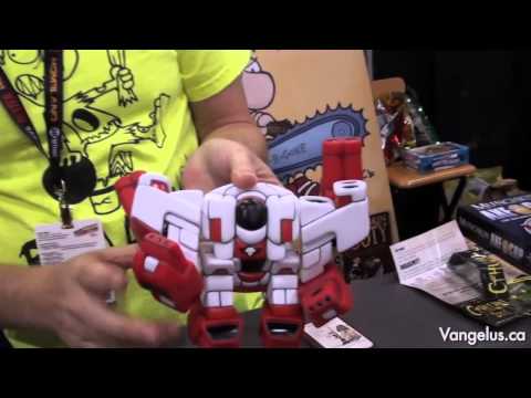 NYCC 2011 - The Glyos Big Rig (with Phil Reed of Battlegrip.com) - Oct 15