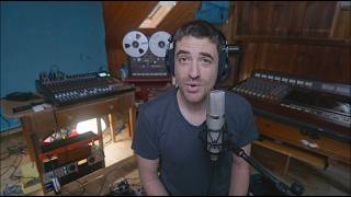Video thumbnail for Mojave Audio MA-200 Large-diaphragm Tube Condenser Microphone Review by Travis Raab Guitar