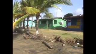 preview picture of video 'One of Panama's Best Beaches:  Playa Chiquita, Colon'