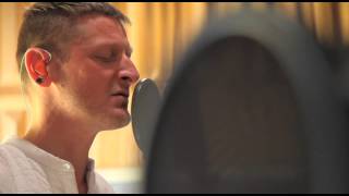 Ozark Henry brengt 'At Sea'