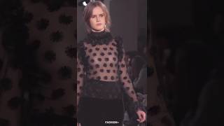 #swimming #swimsuit #beachwear #tiktok #trending #swimwear #bikini #weak#bikini #balenciaga