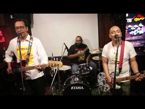 Tripwire - Stab My Wallet (Live at 3 Wise Monkeys) Khar, Mumbai - India.