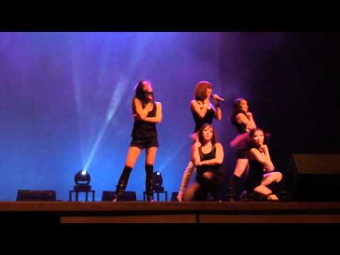 110227 G.NA Vancouver Showcase - Black & White