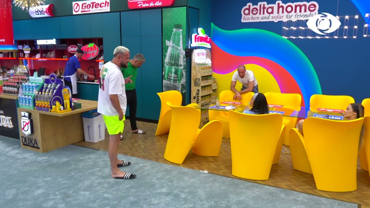 Surrati i pabesë/ Luizi thumbon Nitën