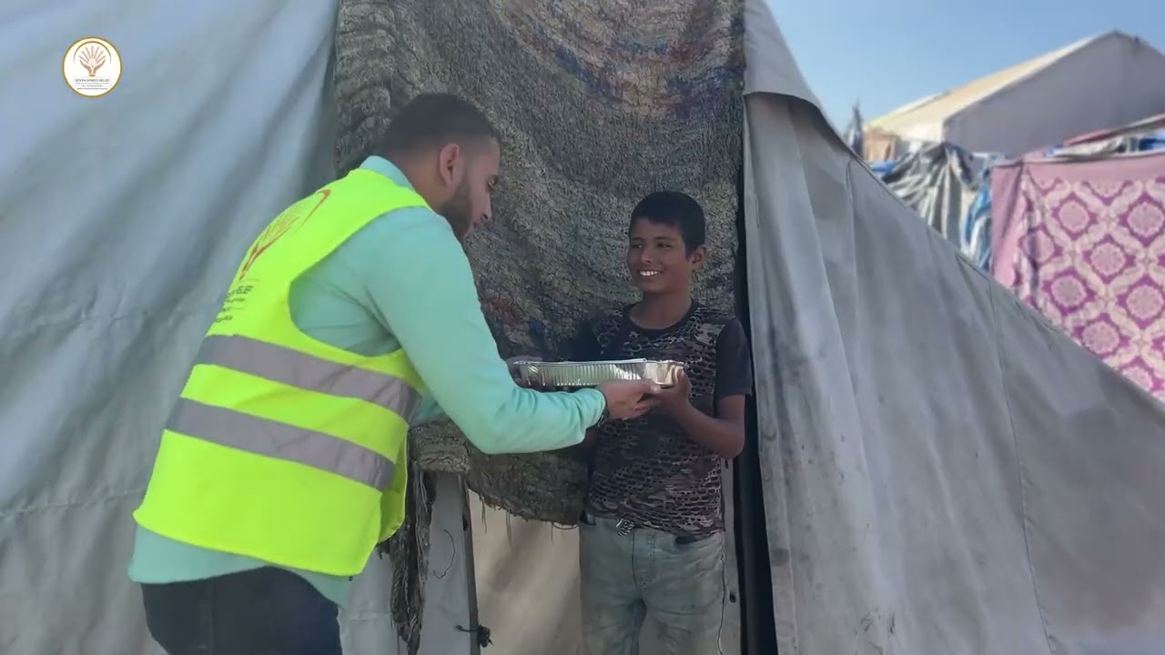Street Kitchen (225) for the Displaced Families in Gaza
