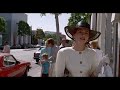 PRETTY WOMAN Walking Down The Street