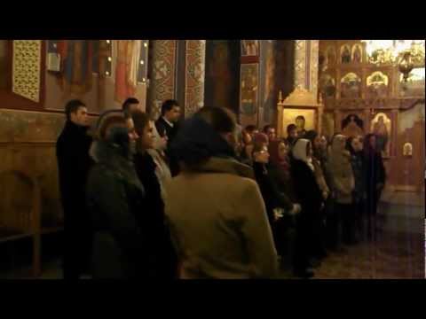 Colindatori din Mures la Manastirea Floresti- Corul BELCANTO.AVI