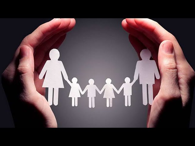 Пособия по рождению детей, бесплатный проезд и помощь в ипотеке