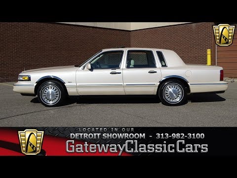 1997 Lincoln Town Car (CC-1075972) for sale in Dearborn, Michigan